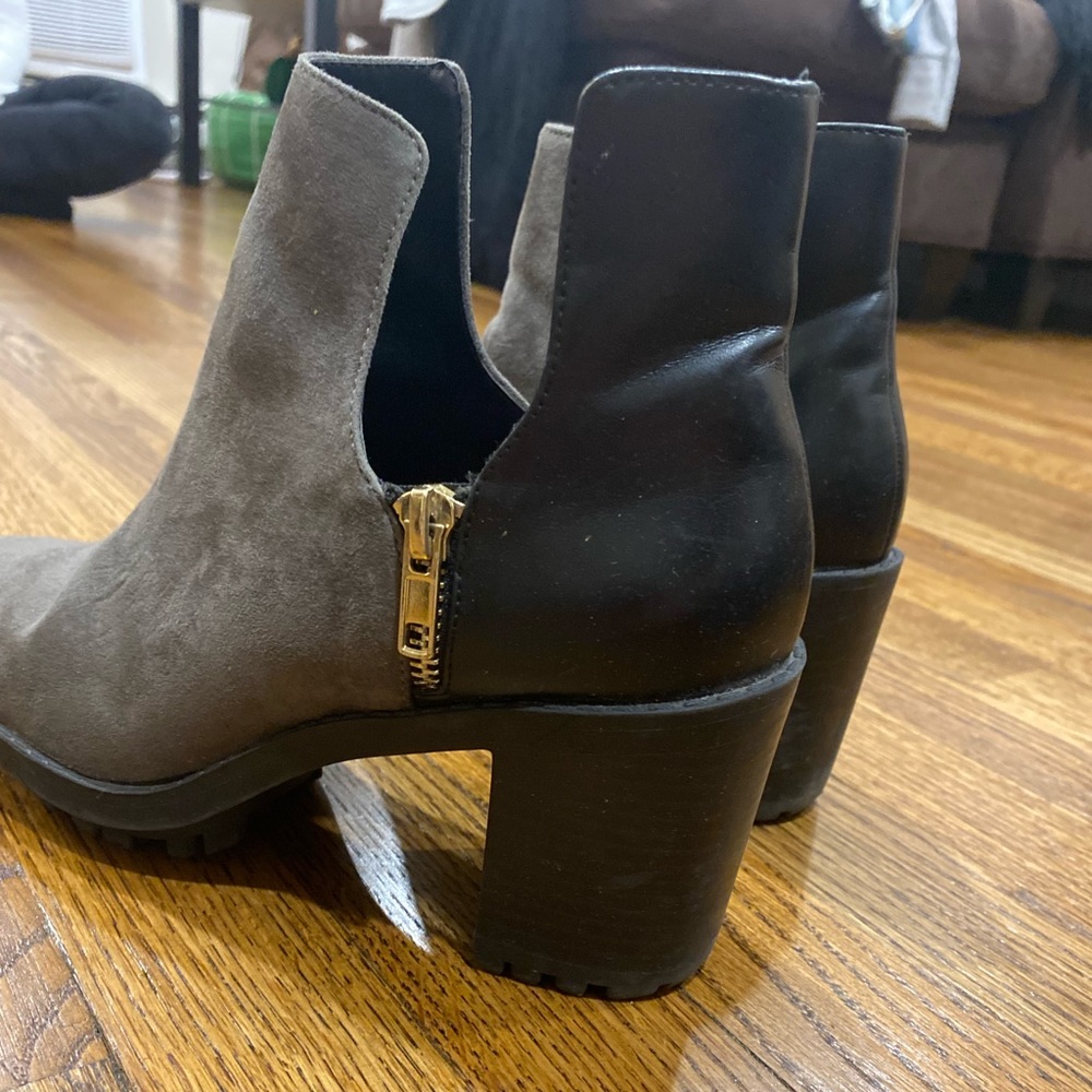 Zara Ankle Boots - Picture 2 of 6